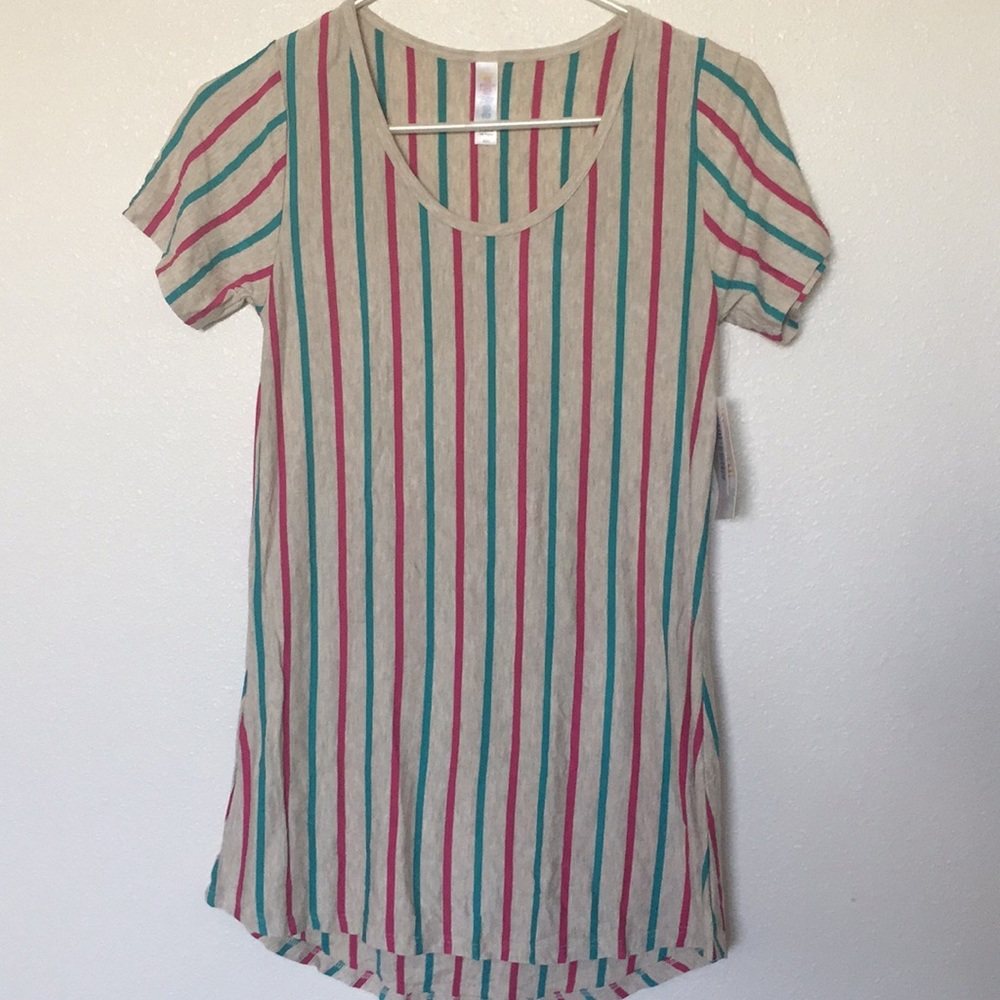 LuLaRoe Classic tee